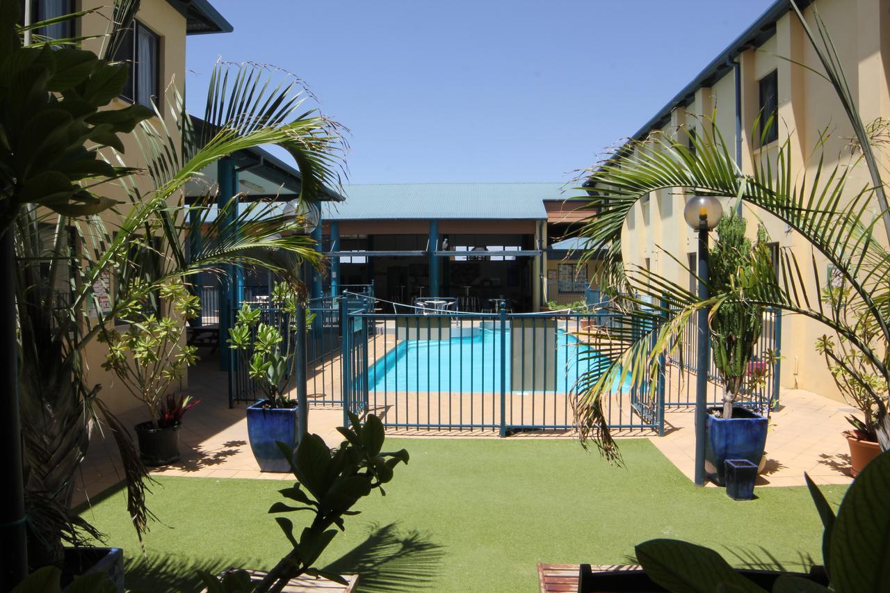 Ningaloo Club Backpackers Hostel Coral Bay Kültér fotó