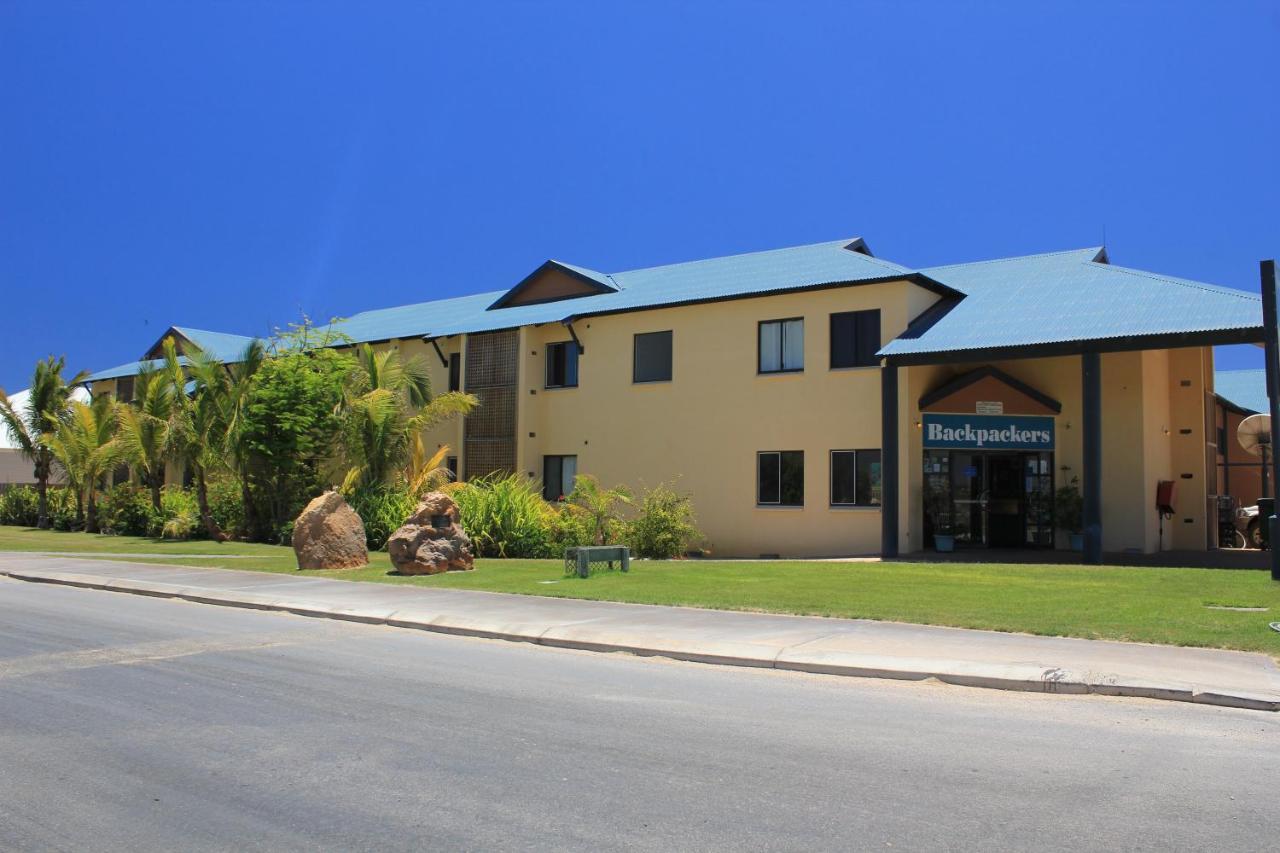 Ningaloo Club Backpackers Hostel Coral Bay Kültér fotó
